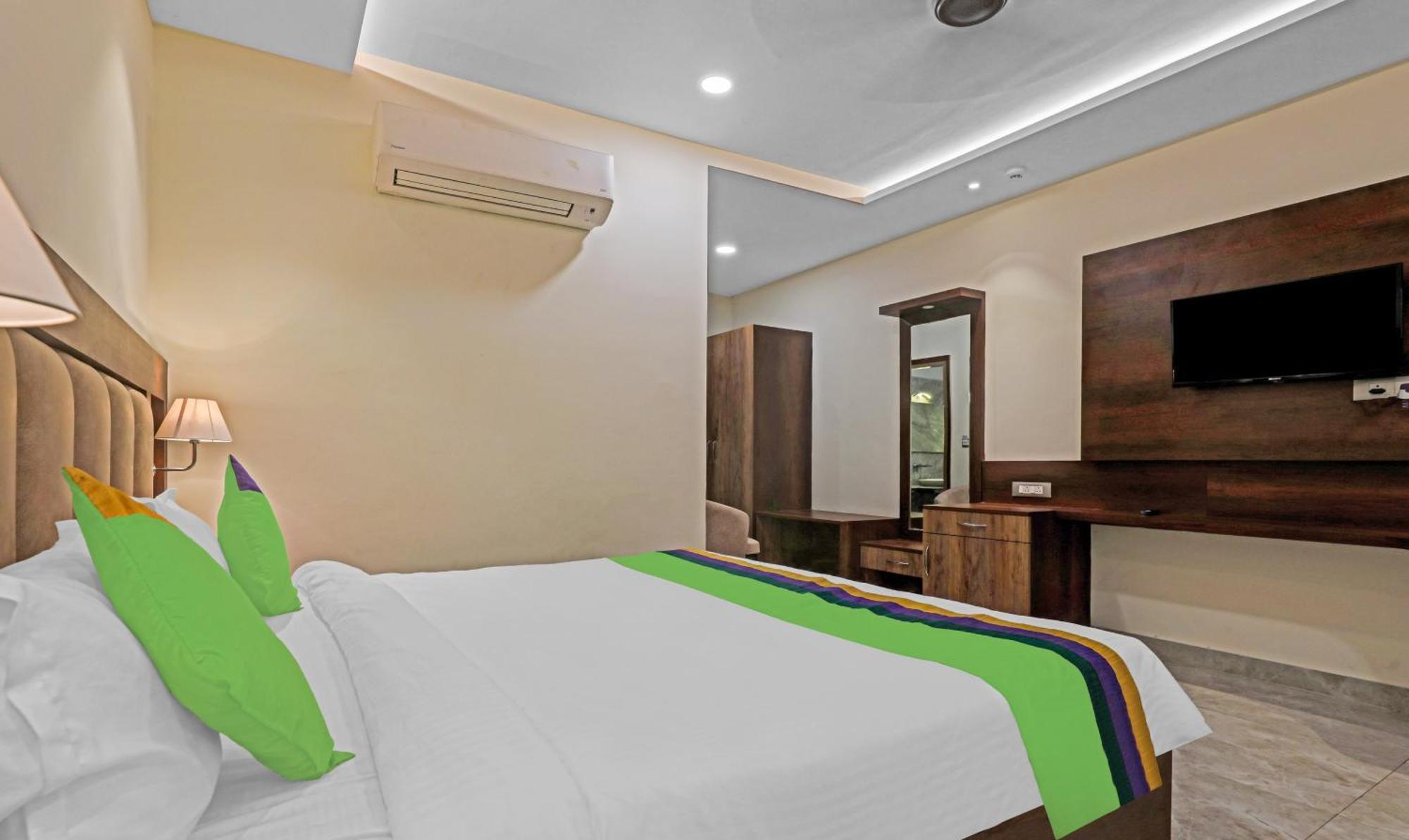 Hotel The Golden Bird Agra  Esterno foto