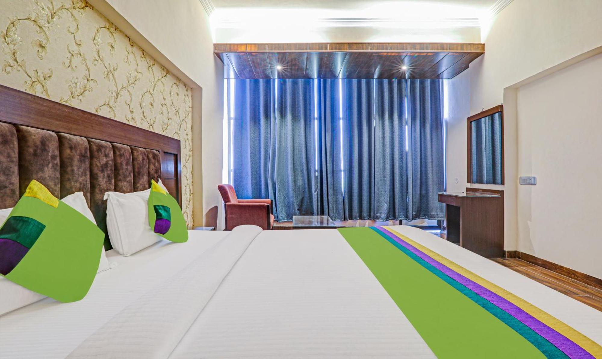 Hotel The Golden Bird Agra  Esterno foto